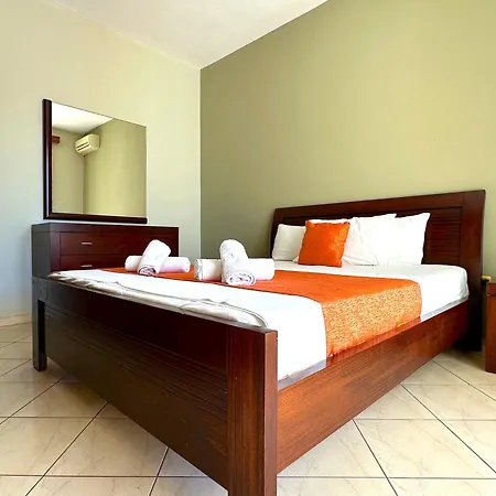 شقة Spacious And 2bedroom With Sea View ساراندا