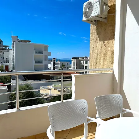 Apartmán Spacious And 2bedroom With Sea View Sarandë